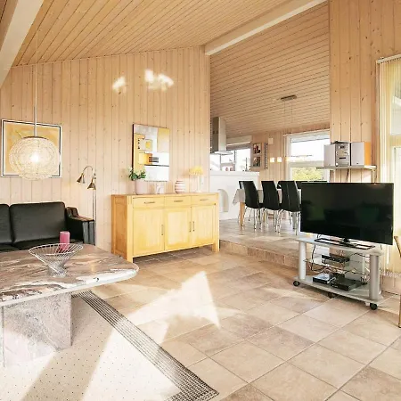 4 Star Holiday In Ferienhaus *